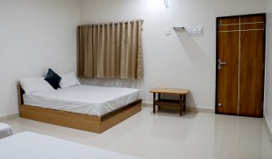 Best Hotel in Virpur Jalaram | Family Guest House - Chitrakut