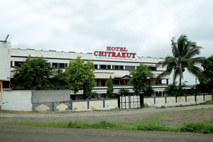 Best Hotel in Virpur Jalaram | Family Guest House - Chitrakut