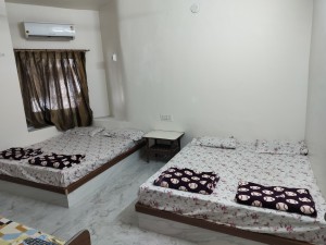 Best Hotel in Virpur Jalaram | Family Guest House - Chitrakut
