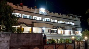 Best Hotel in Virpur Jalaram | Family Guest House - Chitrakut